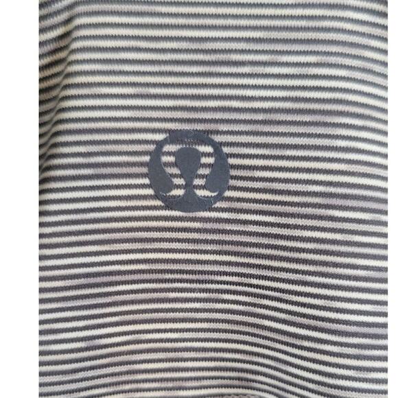 Lululemon Tank Top Womens Size 8 Gray Racerback Shelf Bra Tank Top Athletic Top - Picture 4 of 6